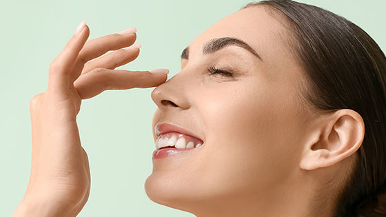 Corriger une pointe du nez tombante : Les solutions