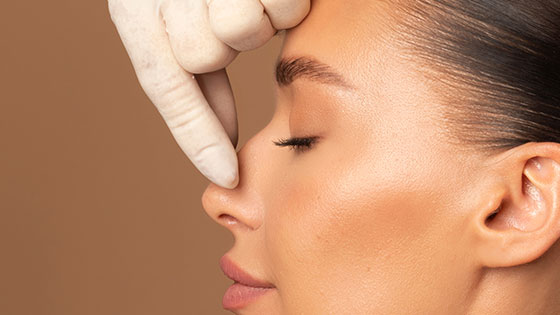 Comment enlever une bosse du nez ?